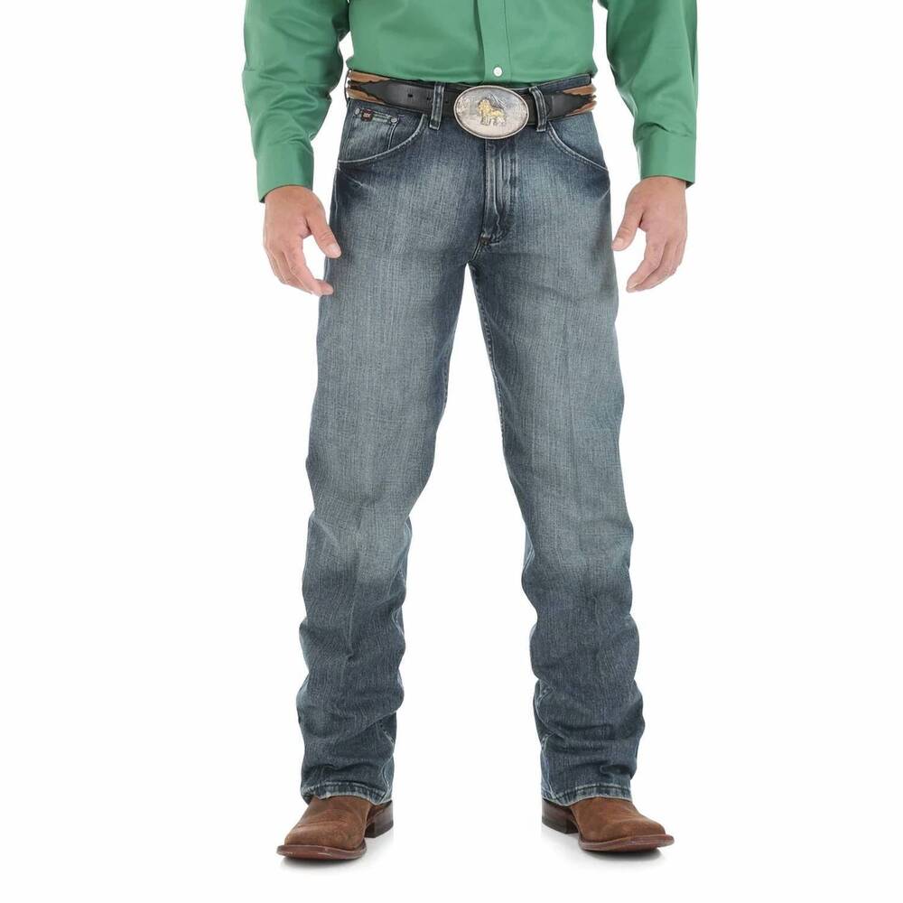NEW WRANGLER relaxed straight leg jeans in vintage midnight